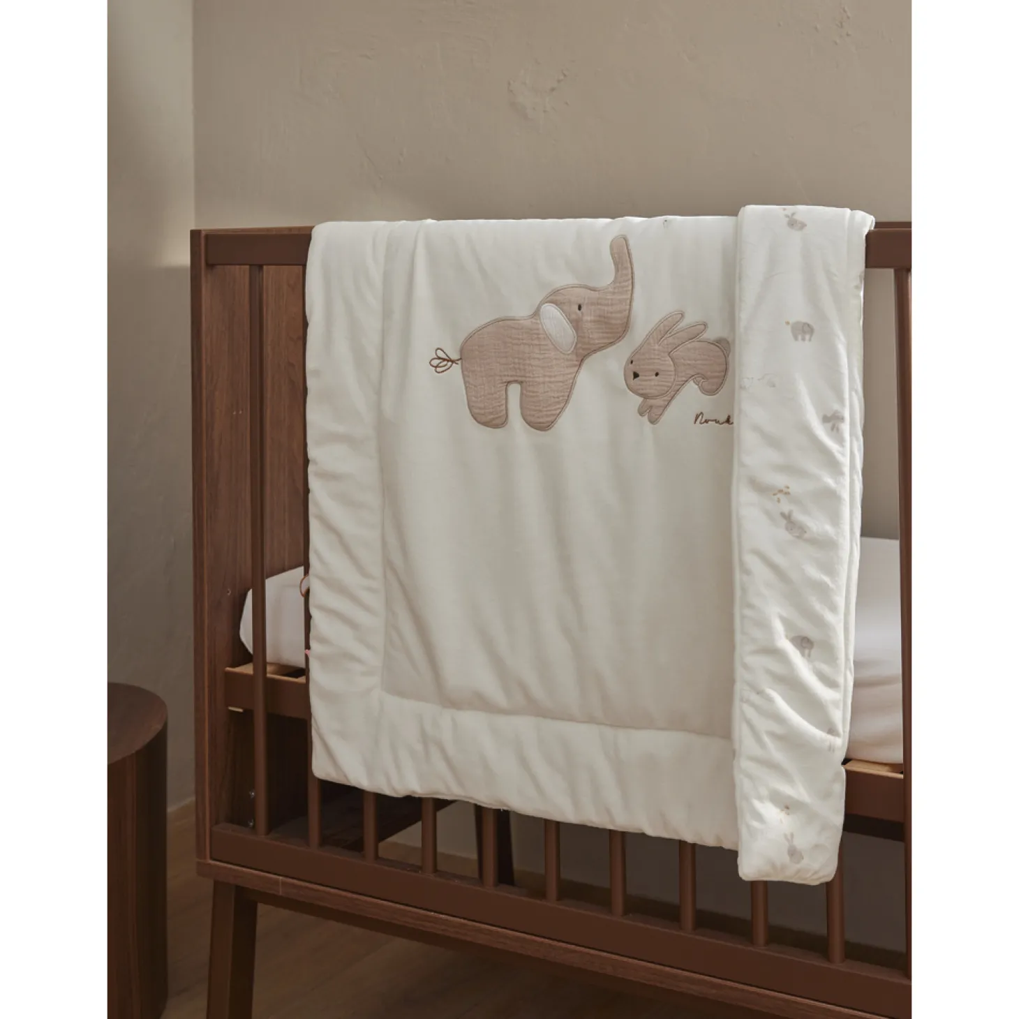 Noukie's Couverture veloudoux bali and snow Bali & Moka Ecru 75x100 cm