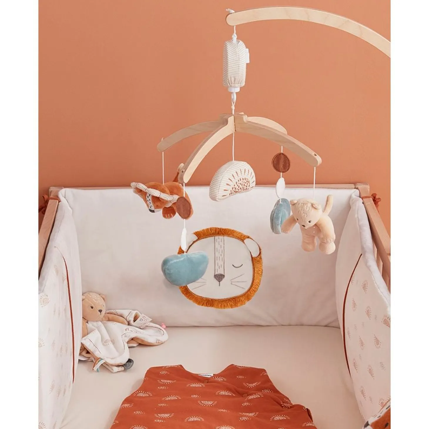 Noukie's Tour de lit veloudoux