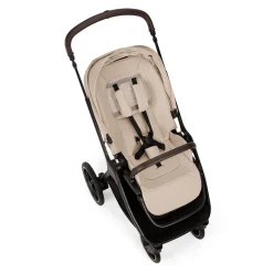 Nuna                    Poussette Triv Lx    Biscotti