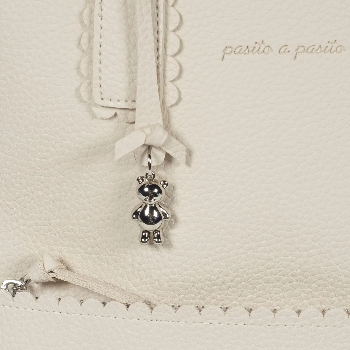 Pasito a Pasito Sac à dos à langer Icon Cream