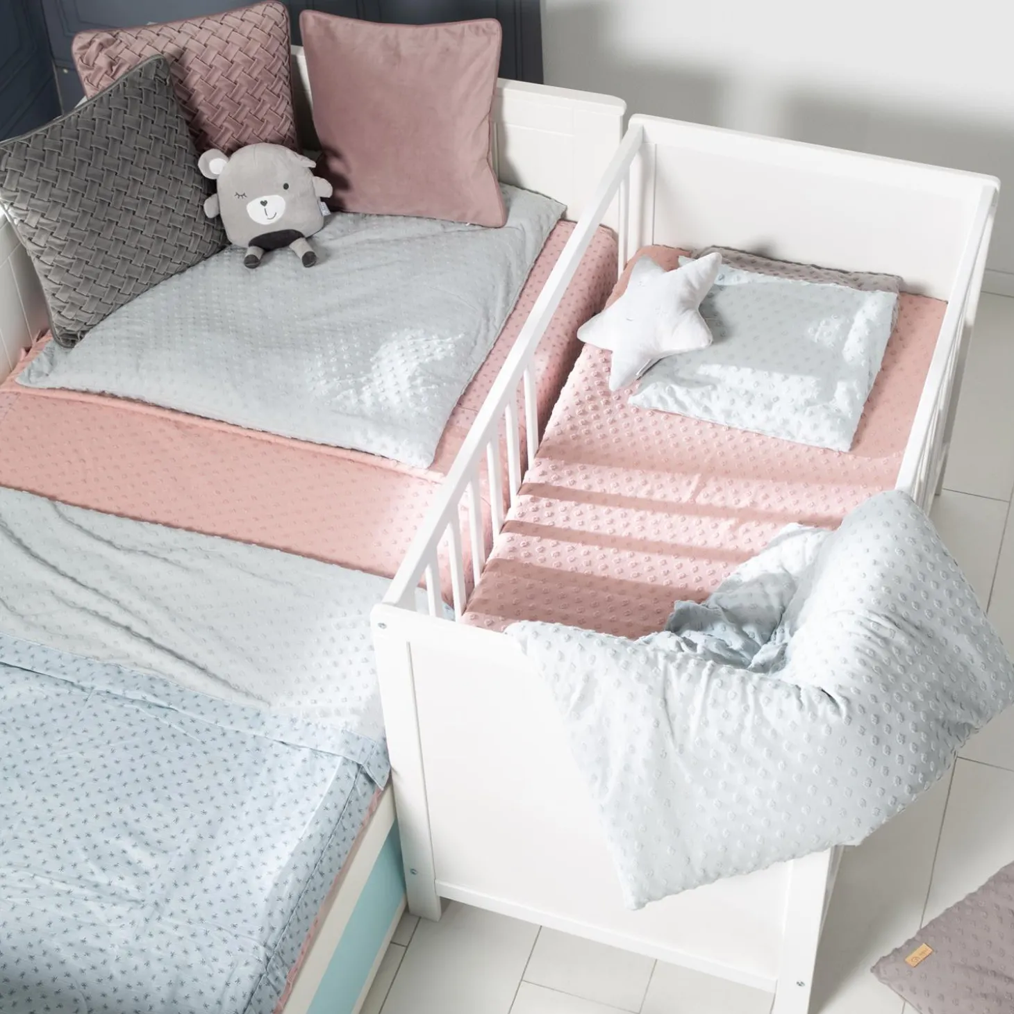Roba Lit cododo réglable, 5 barreaux amovibles Blanc 60x120 cm
