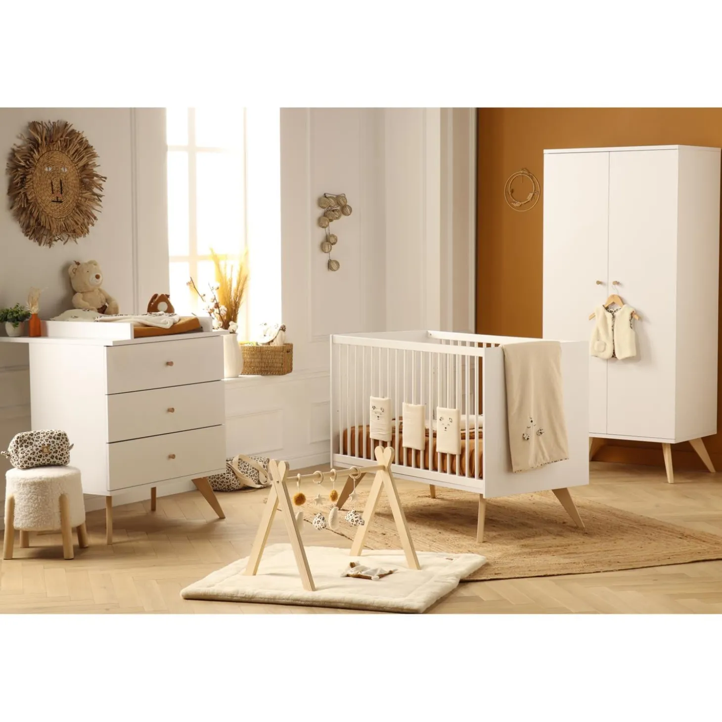 Sauthon Lit Bebe Nacrea Blanc / Hêtre vernis naturel 60x120 cm
