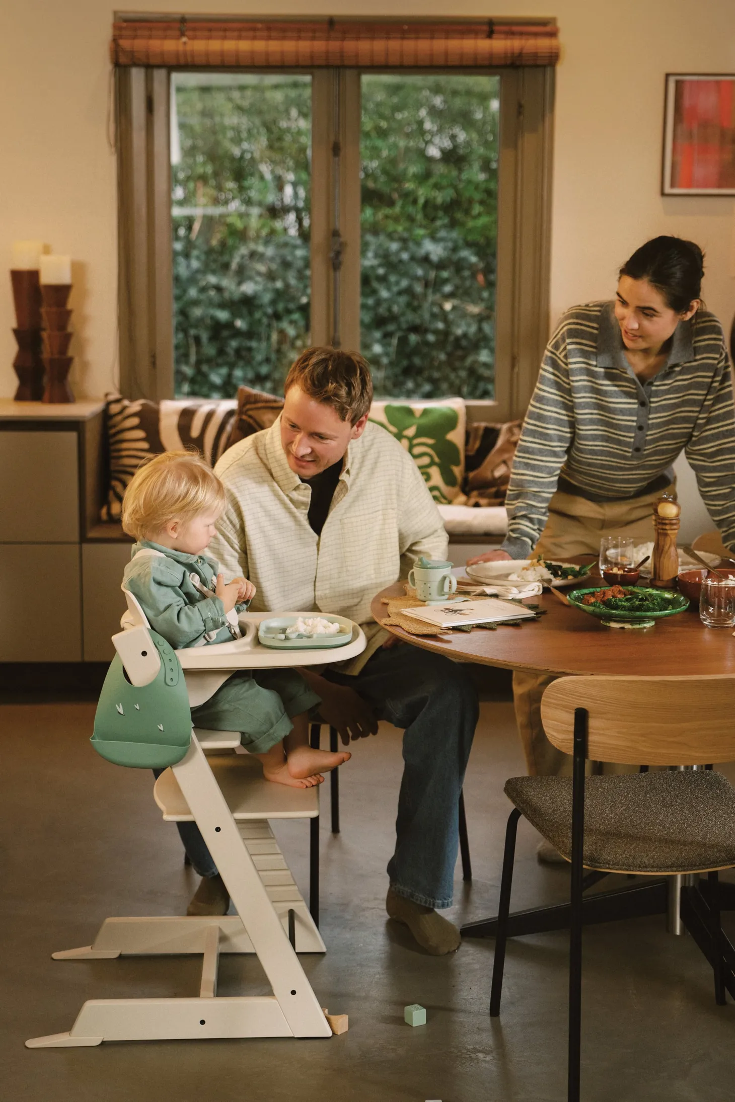Stokke Pack chaise Tripp Trapp et plateau Vanilla White