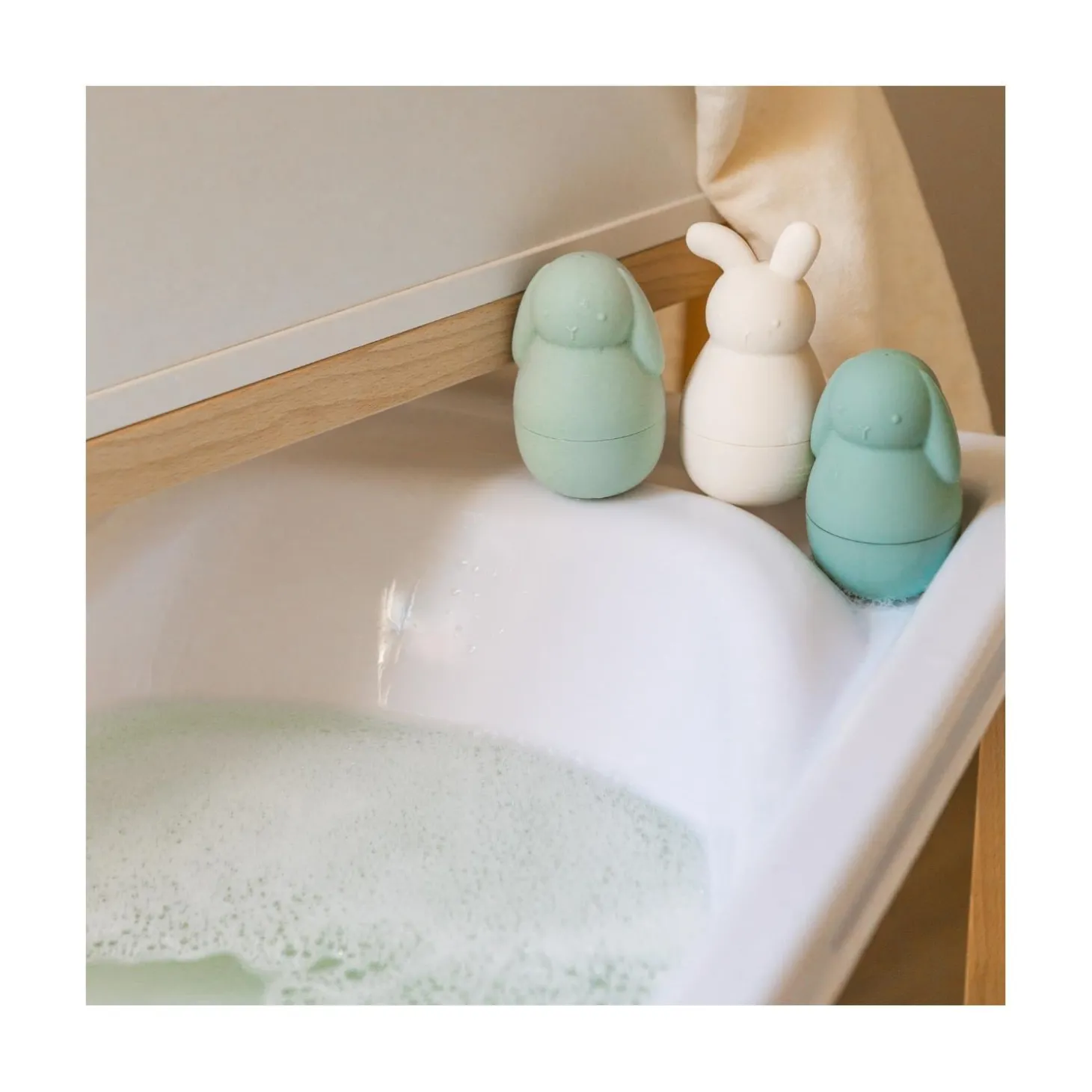Suavinex Set De 3 Jouets De Bain Wonderland Lapin Couleur aléatoire