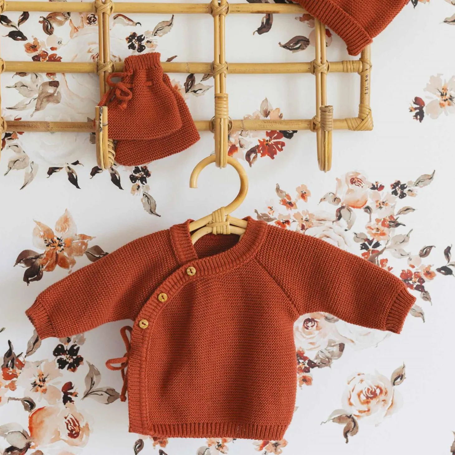 Trois Kilos Sept Lot Brassière Bonnet Chausson Maille Terracotta 0-1 mois