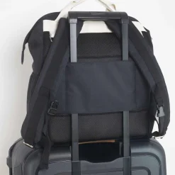 Trois Kilos Sept                    Sac à dos à Langer    Noir